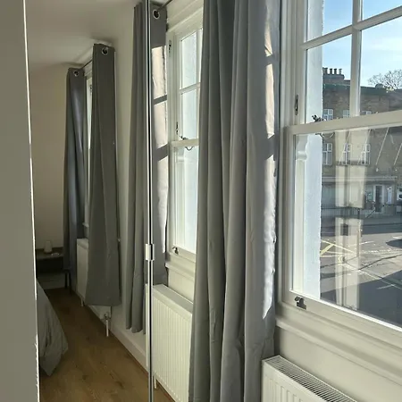 Apartment 2 Bedroom Flat Pimlico London