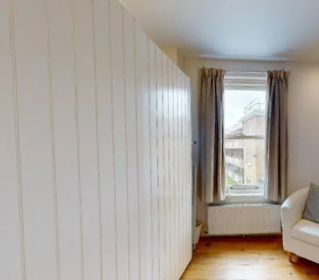 Appartement Bright 1bed 4min Walk From Metro