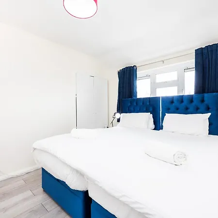 Apartment Garland Modern Close To Station 3 Bedroom London