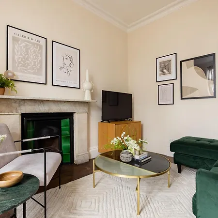 The Notting Hill Base - Charming 2bdr With Balcony דירה