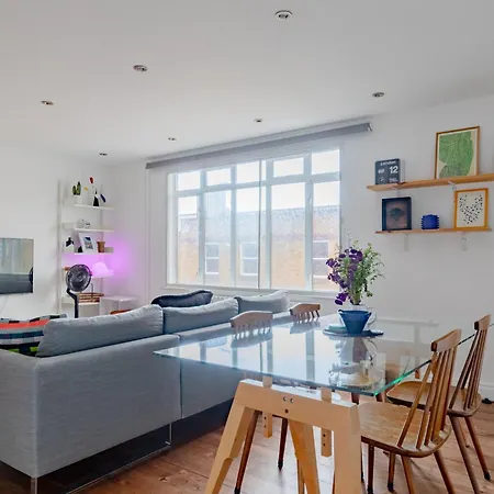Apartment Contemporary 2bd Flat With Balcony Shoreditch *
