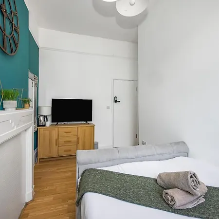 Pimlico Hub * London