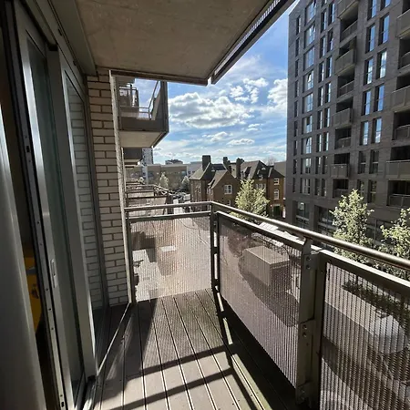 1-bed Sleeps 4 To Shops & Transport Appartement *