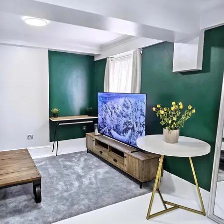 Berkeley Apartment