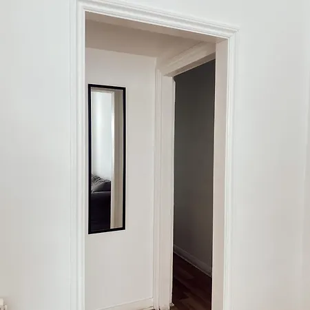 Big 1-bed Flat Elephant & Castle *