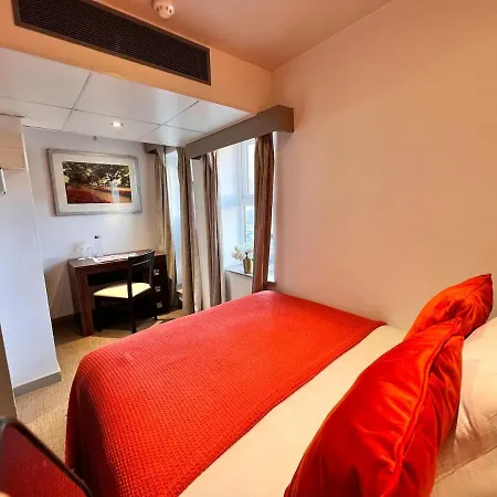 En-suite Twin For 4, 203 Londres