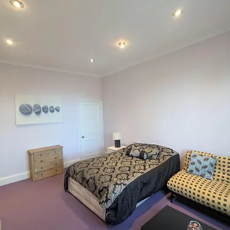 Apartment Stunning Three Bed In West Hampstead