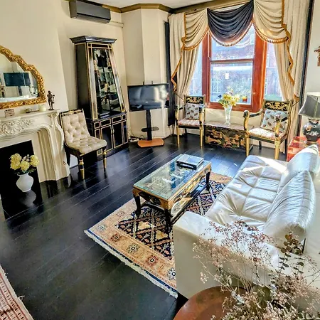 Stunning Three Bed In West Hampstead Apartment