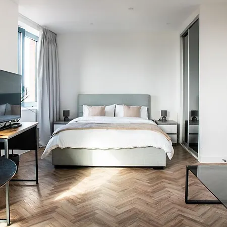 アパート Cozy Near Canary Wharf *