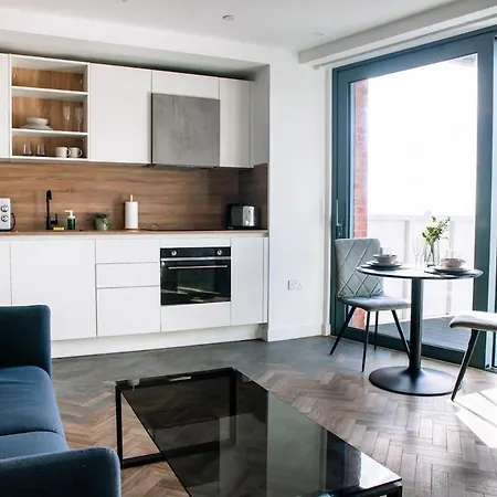 Cozy Near Canary Wharf *