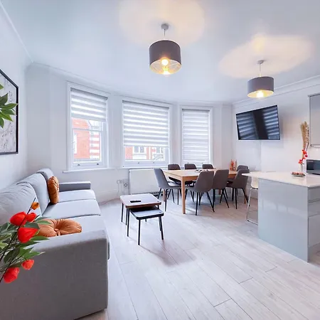 3-bed In The Heart Of Fitzrovia
