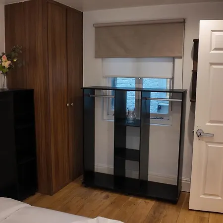 Ideal 2bhk In Upper Berkeley Bk1 * ロンドン