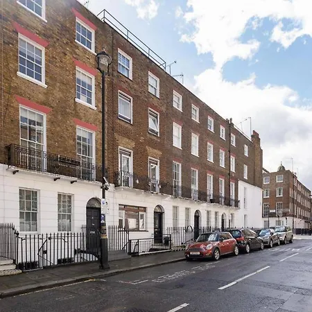 Chic In Prime Location Londen