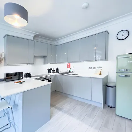 3-bed In The Heart Of Fitzrovia London