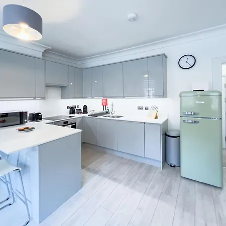 3-bed In The Heart Of Fitzrovia London