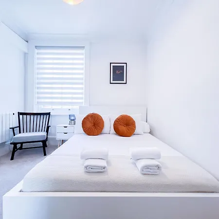 3-bed In The Heart Of Fitzrovia