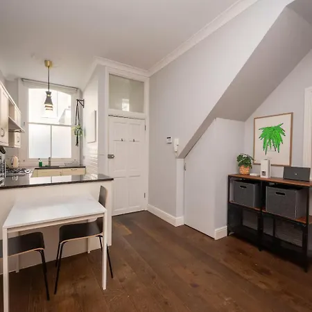 Cosy Retreat For Two Off Upper St, Islington Pass The Keys London