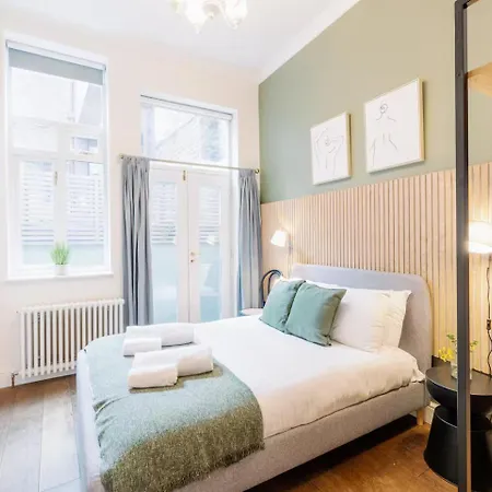 Cosy Retreat For Two Off Upper St, Islington Pass The Keys Apartment *