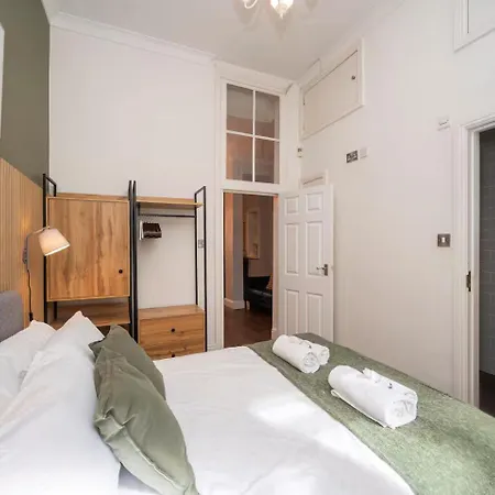 Cosy Retreat For Two Off Upper St, Islington Pass The Keys *