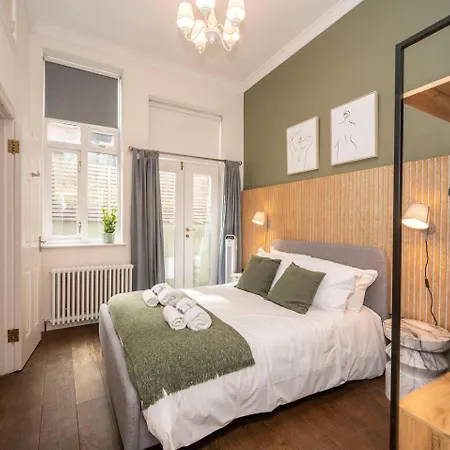 Cosy Retreat For Two Off Upper St, Islington Pass The Keys * London
