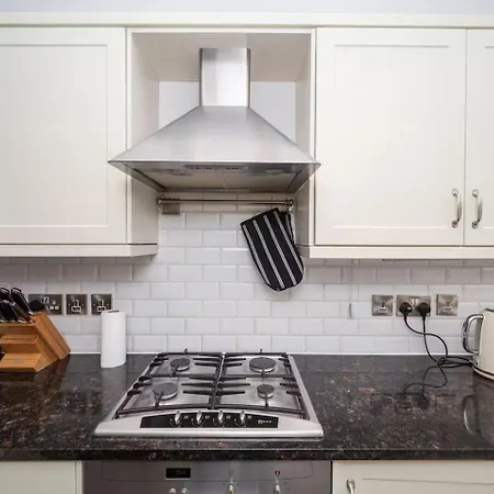 Cosy Retreat For Two Off Upper St, Islington Pass The Keys Apartment London