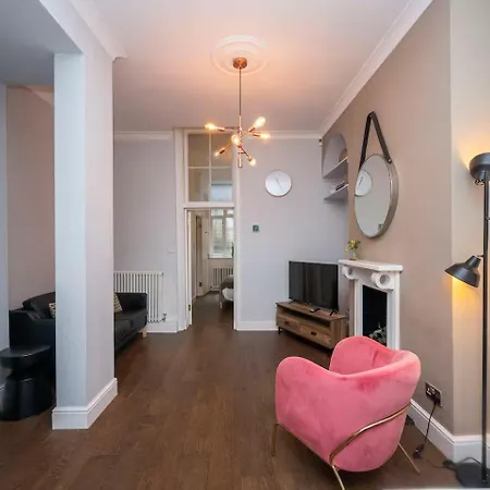 Cosy Retreat For Two Off Upper St, Islington Pass The Keys