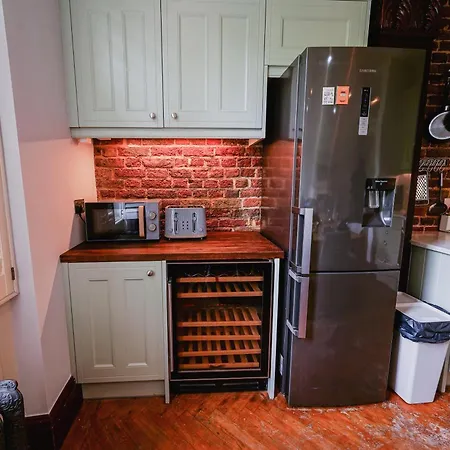 Apartment Paddington, Classic Two Bedroom *