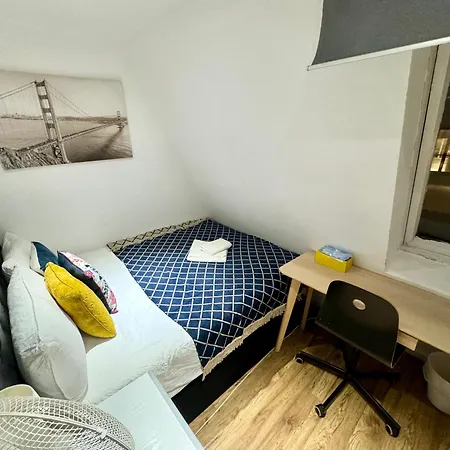 Euston Station Private Bedrooms 2 Min Walk 1 *