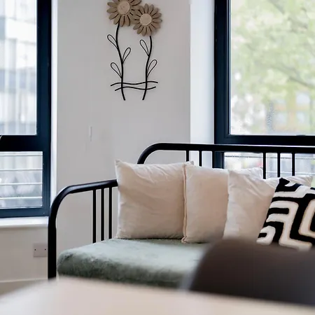 Stylish Modern By Aldgate East Station 4 *