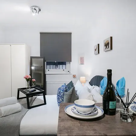 Ground Floor Budget & 1bed * London