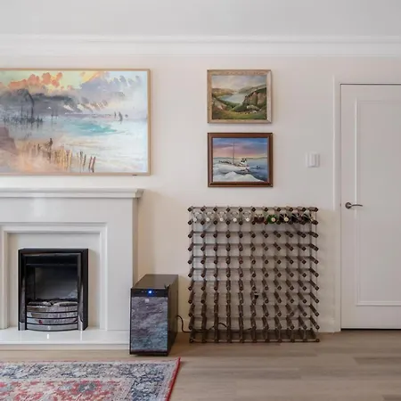 W2 Stylish And Apartment