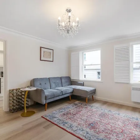 W2 Stylish And Apartment *