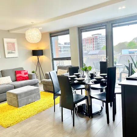 Contemporary With Private Terraces In Shoreditch, Hoxton, Islington Londýn