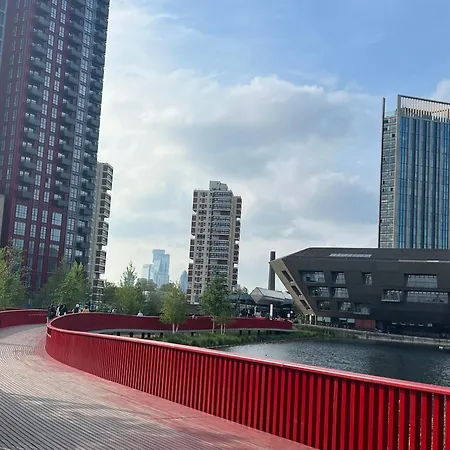 En-suite Double On Riverside Of Canada Water Privatunterkunft London