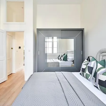 Apartment Knightsbridge Ground Floor Gem Next Hide Park