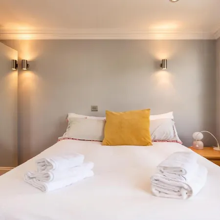 Warm And Welcoming 1bd Flat In East