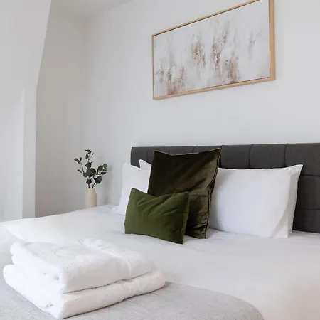 Stylish 3-bed Luxury In Oxford Circus