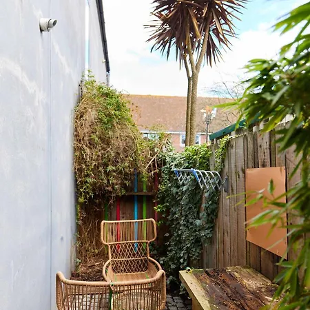 The Southwark Wonder - Charming 1bdr Flat With Patio *