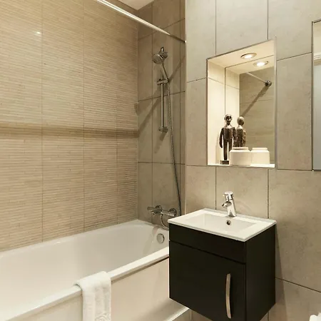 Apartmán The Harlesden Escape - Spacious 3bdr Flat With Balcony *