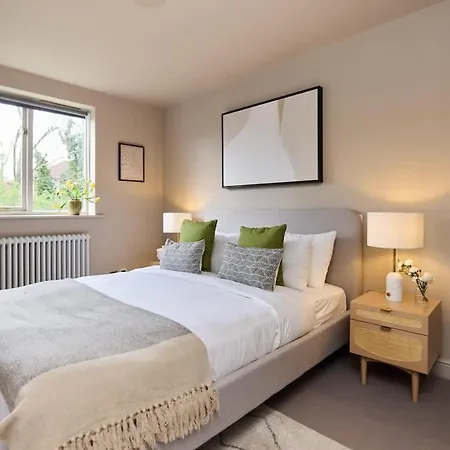 The Wonder - Lovely 1bdr Flat With Parking