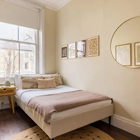 The Notting Hill Base - Charming 2bdr With Balcony *