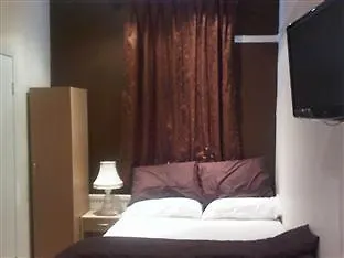 Old Friends Guest house 2*