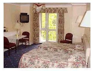 The Westland Hotel 3*