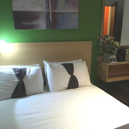 Hotel Clapham South Dudley 2*