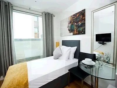 Apartahotel Staycity London Heathrow