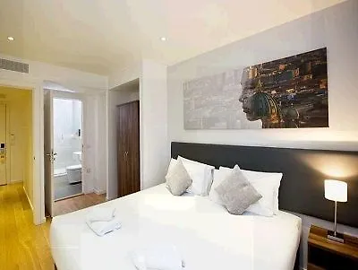 Staycity London Heathrow Apartahotel Hillingdon