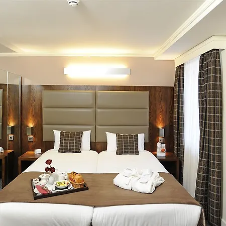 Mercure Paddington Hotel 4*