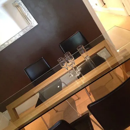 Kensington Court Notting Hill 2* לונדון
