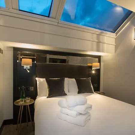 Camden Enterprise Hotel