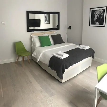 St Anne's Court By Indigo Flats Londres